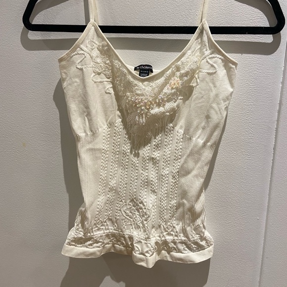 NWOT Le chateau embroidered camisole - Picture 3 of 5